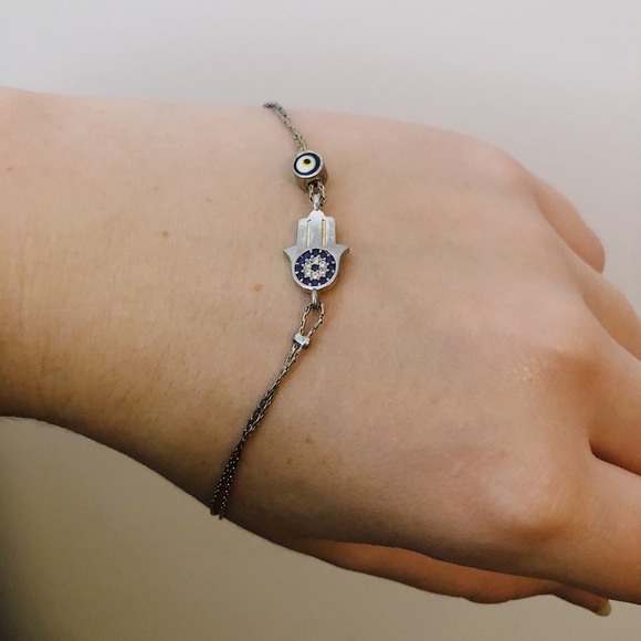 Jeweled Hamsa Bracelet 🧿✨ - Picture 2 of 6